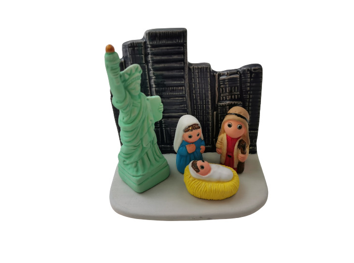 CRECHE en céramique BLOC 8x7cm- NEW YORK