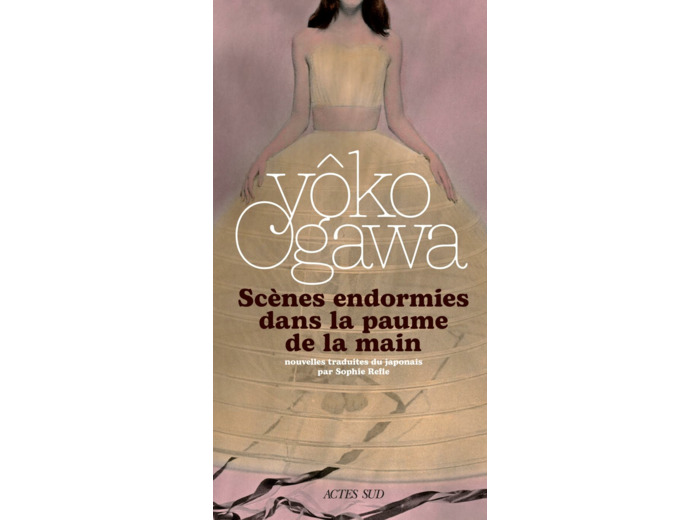 SCENES ENDORMIES DANS LA PAUME DE LA MAIN