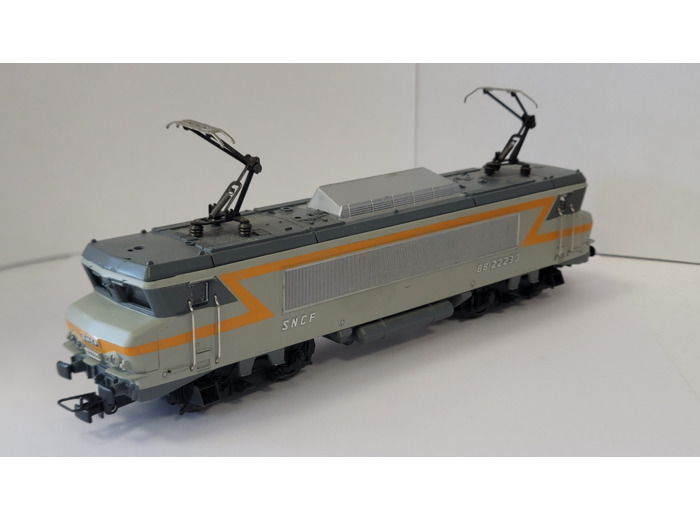 JOUEF 834700 HO LOCOMOTIVE ELECTRIQUE BB-22230 SNCF