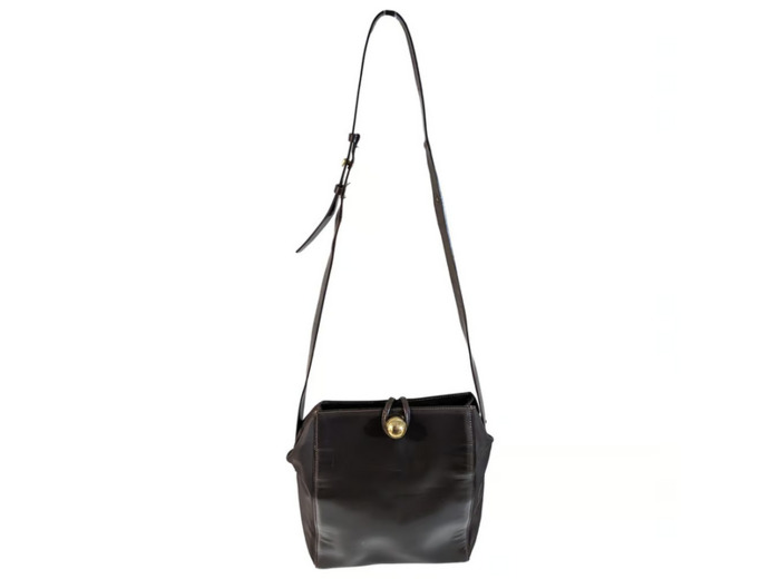 Sac à main en cuir verni