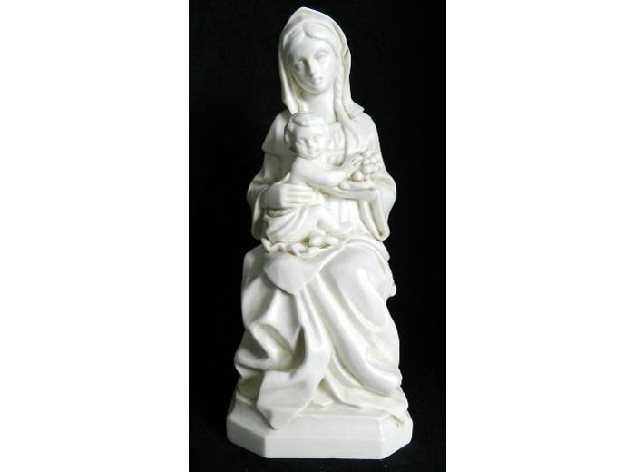 Vierge aux raisins assise résine 18cm TON IVOIRE