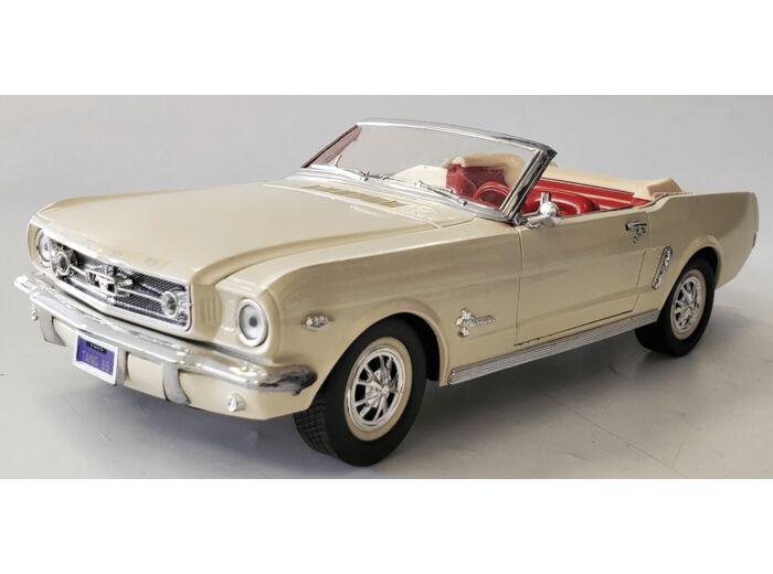 FORD MUSTANG CABRIOLET 1964 1/2 MIRA BEIGE 1/18 SANS BOITE