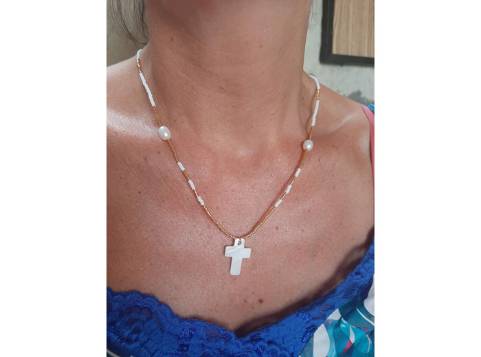 MULTIRANGS MOTHER OF PEARL CROSS