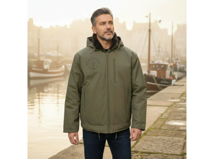 Veste de quart Marine Nationale kaki – style authentique et protection intempéries.