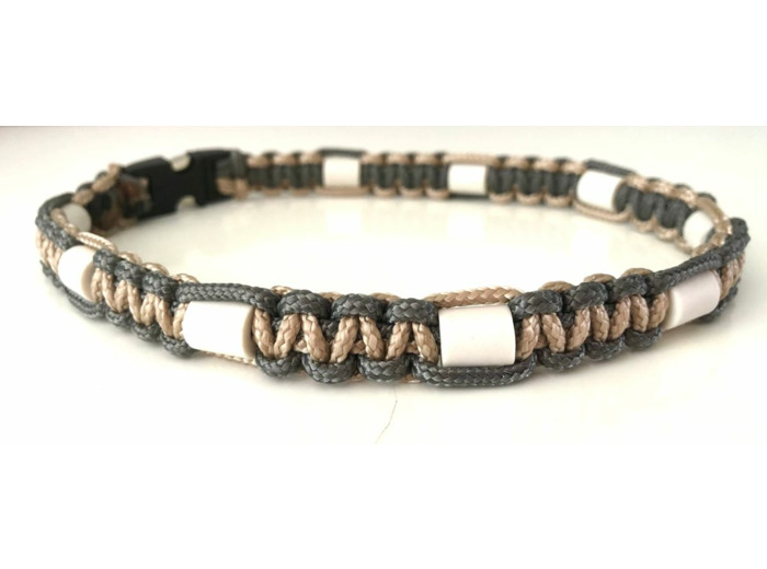 Collier anti-tiques au perles céramiques EM - taille M (39 cm)