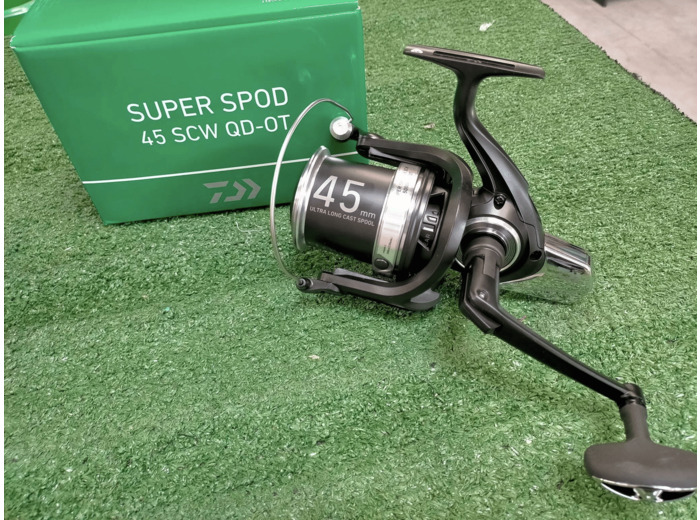 moulinet super spod  daiwa