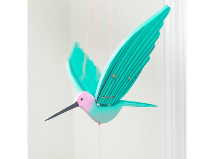 Mobile artisanal en bois - Colibri d'Anna (rose)