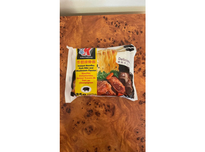 Nouilles instantanées saveur Travers de Porc et Champignon 85 gr