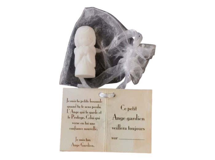 Ange Gardien Garçon Coeur -Statue en Albaster 4,5cm + TULLE