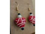 Boucles d'oreilles cœur rouge en céramique et perle en cachemire de Touraine