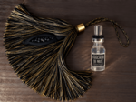 Pompon parfumé fraîcheur de musc décoratif & rechargeable – Autour du Parfum – Fabrication française