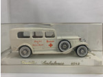 CADILLAC AMBULANCE REF 4042 1/43 BOITE D'ORIGINE