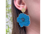 Boucles d'oreilles anémone coloris bleu pois vert pailleté