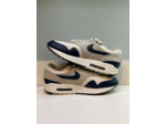 Nike Air Max 1 Essential Summit White Armory Navy — T. 43 (Seconde main)
