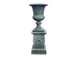 Vase Médicis fonte sur socle 45x45x110cm