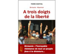 BIRMANIE - MYANMAR. A TROIS DOIGTS DE LA LIBERTE