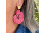 Boucles d'oreilles demi-fleurs asymétriques coloris rose pistils noirs