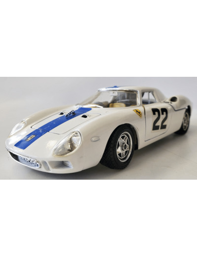 FERRARI 250 LM BURAGO BLANC N22 1/24 SANS BOITE