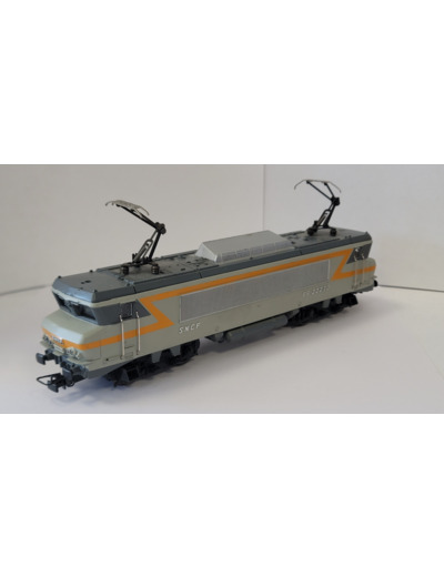 JOUEF 834700 HO LOCOMOTIVE ELECTRIQUE BB-22230 SNCF
