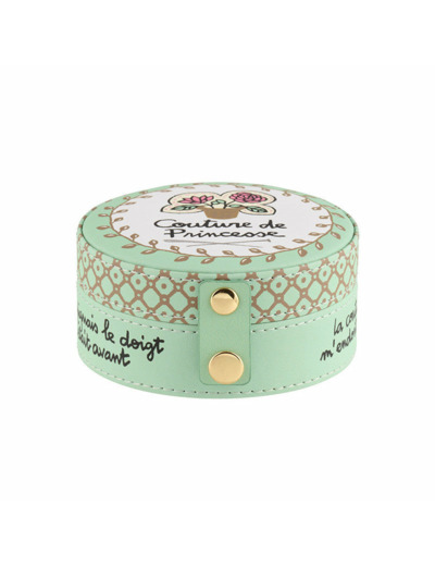 BOITE A COUTURE GARNIE