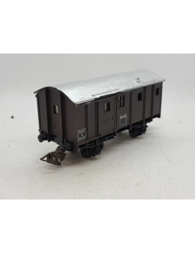 MECCANO 922129 HO WAGON FOURGON P.V. A ESSIEUX AVEC ECLAIRAGE SANS BOITE