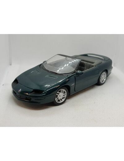 CHEVROLET CAMARO Z28 VERTE MAISTO 1/25 SANS BOITE