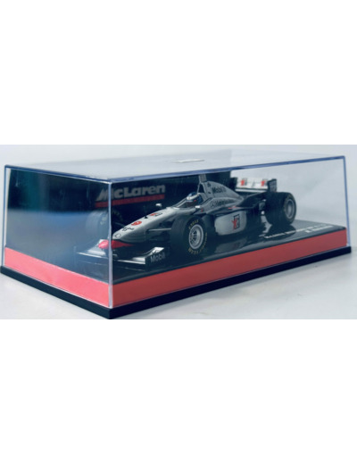 MERCEDES MC LAREN MP 4/12 M.HAKKINEN NUMERO 16 MINICHAMPS 1/43