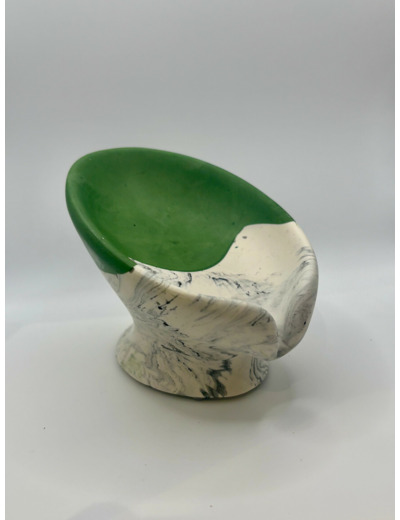 Porte savon sur pied en Jesmonite Vert Sapin et effet marbre