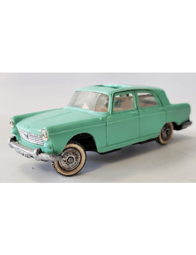 PEUGEOT 404 VERT PALE SERVO DIRECTION NOREV PLASTIQUE 1/43 SANS BOITE (N2)