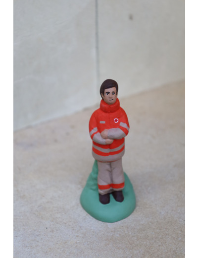 le bénévole de La Croix rouge