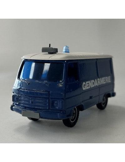 PEUGEOT J9 GENDARMERIE 1/50 SANS BOITE