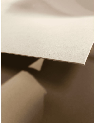 Carton patron gabarit 900gr 132/106cm unité KARTPB980080110