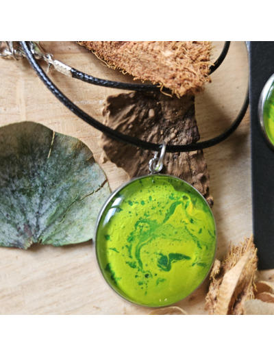 Collier en cordon ciré noir unique fait main (pendentif argent 30mm)