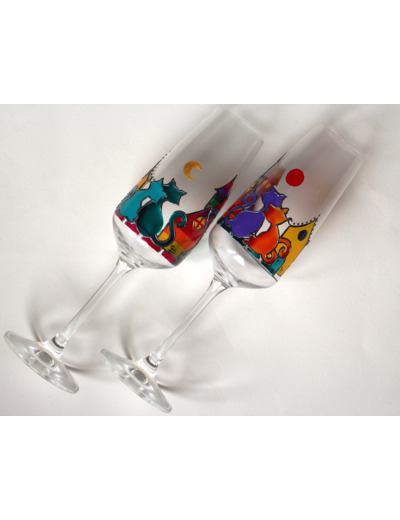 flutes à champagne multicolores peintes à la main sur le thème des chats amoureux sous la lune dorée et le soleil couchant - verre en cristallin
