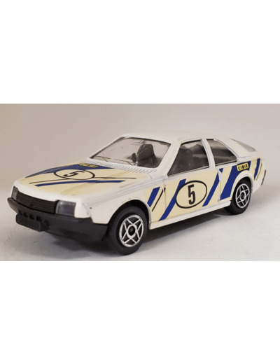 RENAULT FUEGO BLANCHE SOLIDO 1/43 SANS BOITE