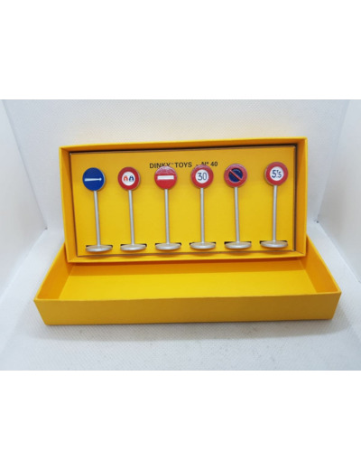 DINKY TOYS 40 LOT DE 6 PANNEAUX DE SIGNALISATION VILLE ATLAS 2008