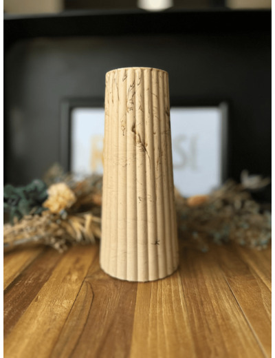 Vase artisanal en jesmonite