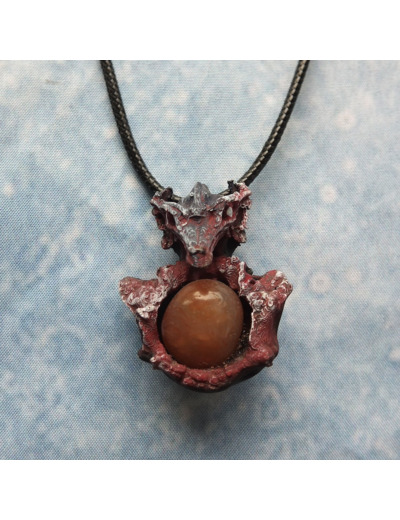 Pendentif "Dragon" pierre naturelle Cornaline