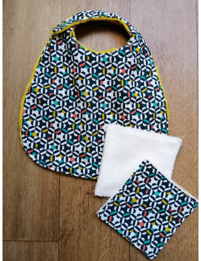 Bavoir et Lingettes multico