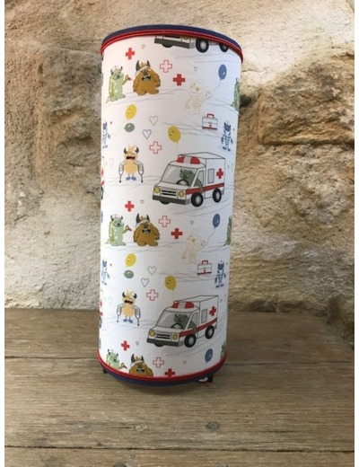 Lampe enfants, cylindrique en tissu imprimé ambulance et animaux