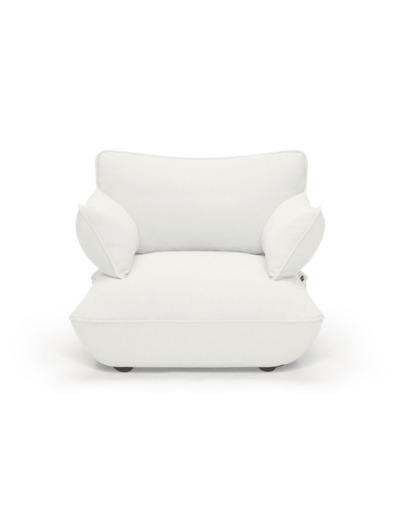 Sumo loveseat