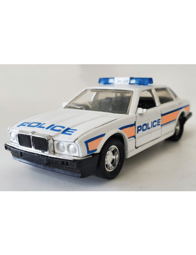 JAGUAR XJ6 POLICE SUPER KINGS MATCHBOX 1987 1/32 SANS BOITE