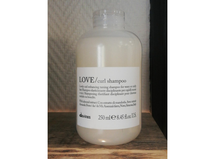 LOVE CURL shampoo