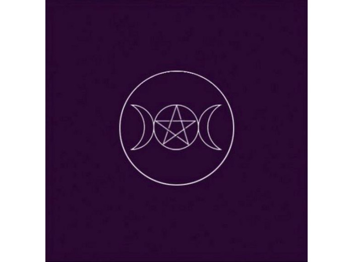 Tapis violet symbole païen