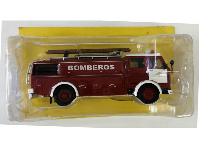 CAMION DE POMPIER PEGASO 1091 BOMBEROS DE BARCELONA 1/43 BOITE D'ORIGINE