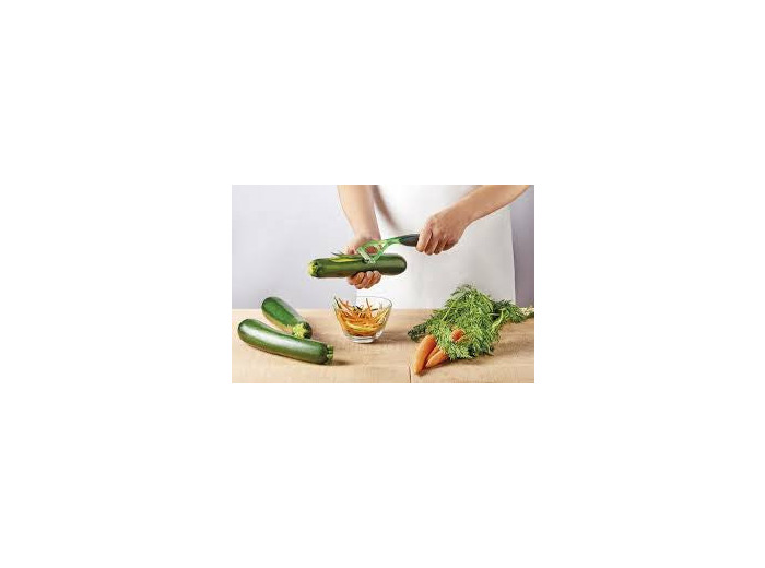 EPLUCHEUR A JULIENNE