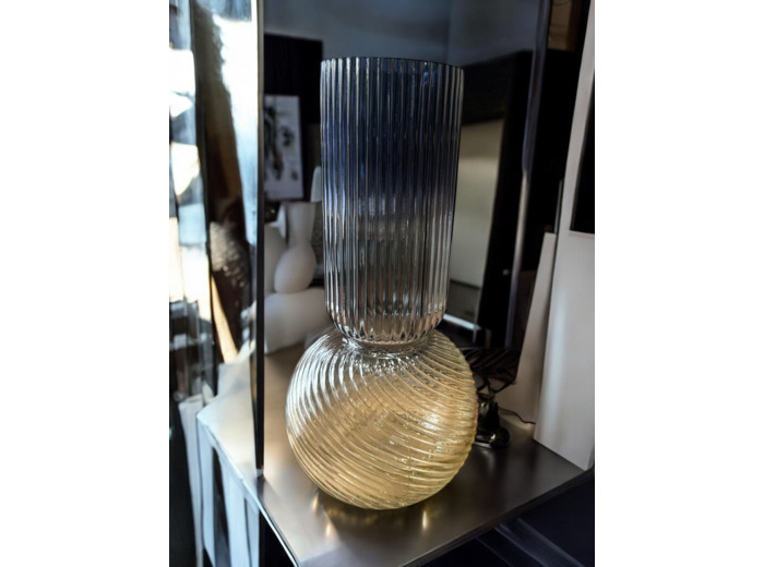 Vase transparent en verre