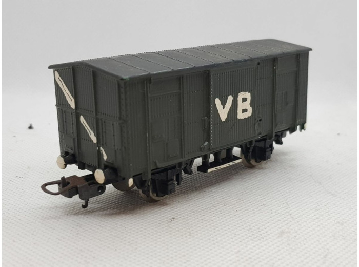 LIMA HO WAGON FOURGON repeint SANS BOITE