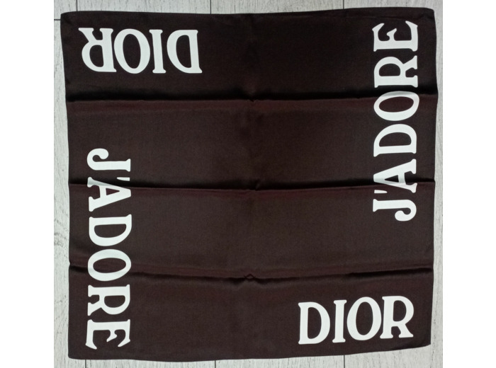Dior - Carré en soie