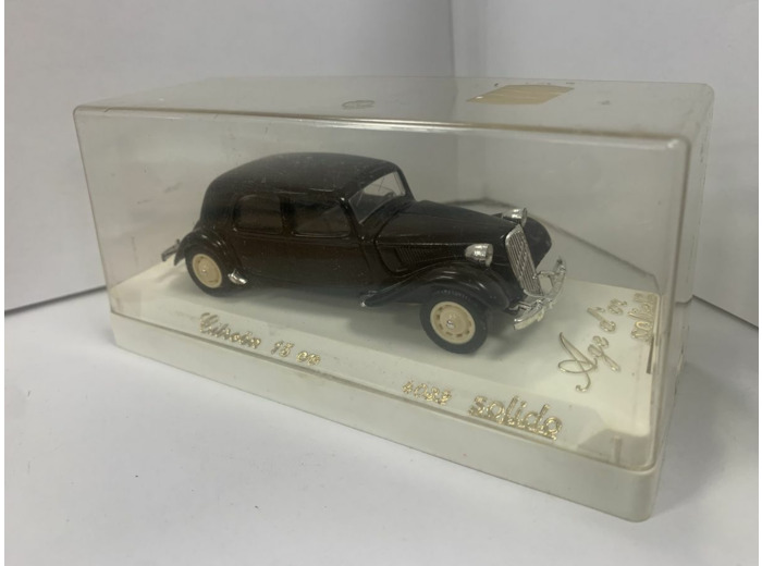 CITROEN 15 CV 4032 AGE D'OR 1/43 BOITE D'ORIGINE NEUF